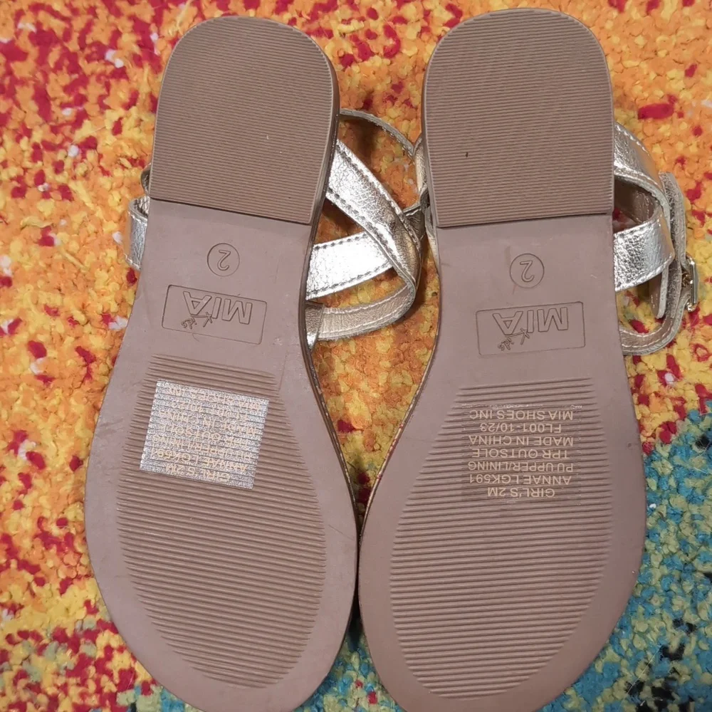 MIA Girl Metallic Sandals
